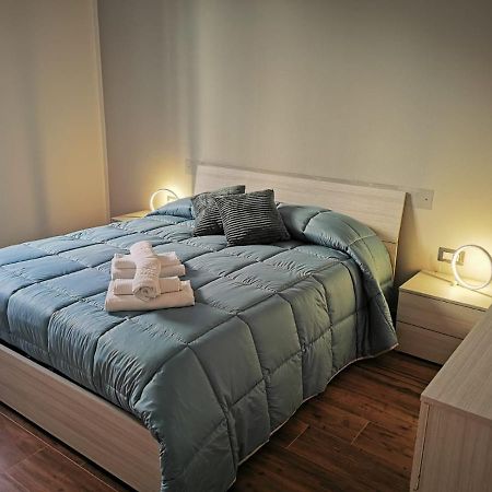 Platform Apartment Специя Екстериор снимка